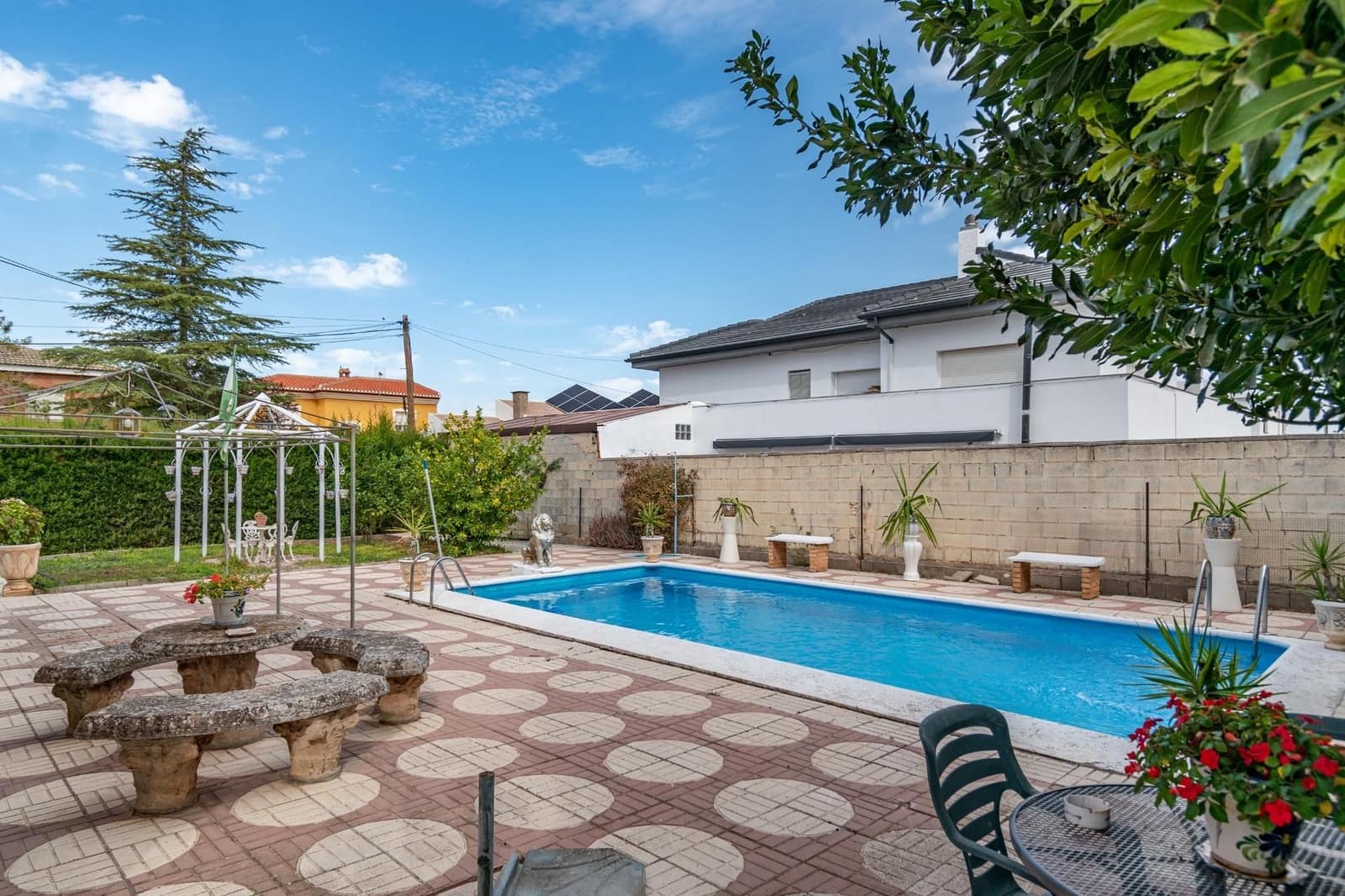 5 soveværelse Villa til salg i Otura med swimmingpool garage - € 370.000 (Ref: 9534309)