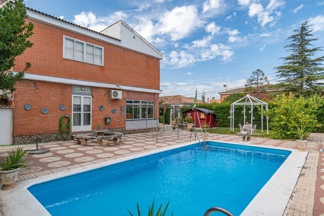 5 soveværelse Villa til salg i Otura med swimmingpool garage - € 370.000 (Ref: 9534309)