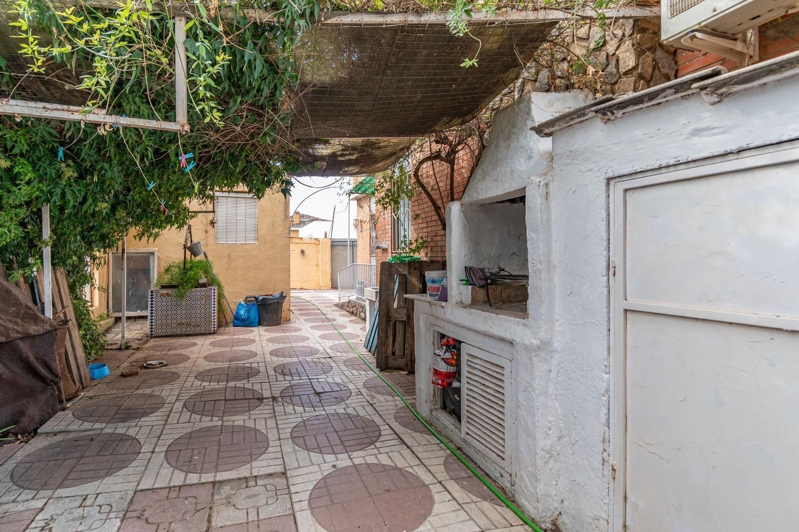 5 soveværelse Villa til salg i Otura med swimmingpool garage - € 370.000 (Ref: 9534309)