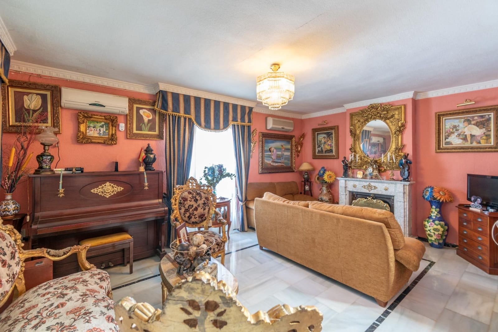 5 soveværelse Villa til salg i Otura med swimmingpool garage - € 370.000 (Ref: 9534309)