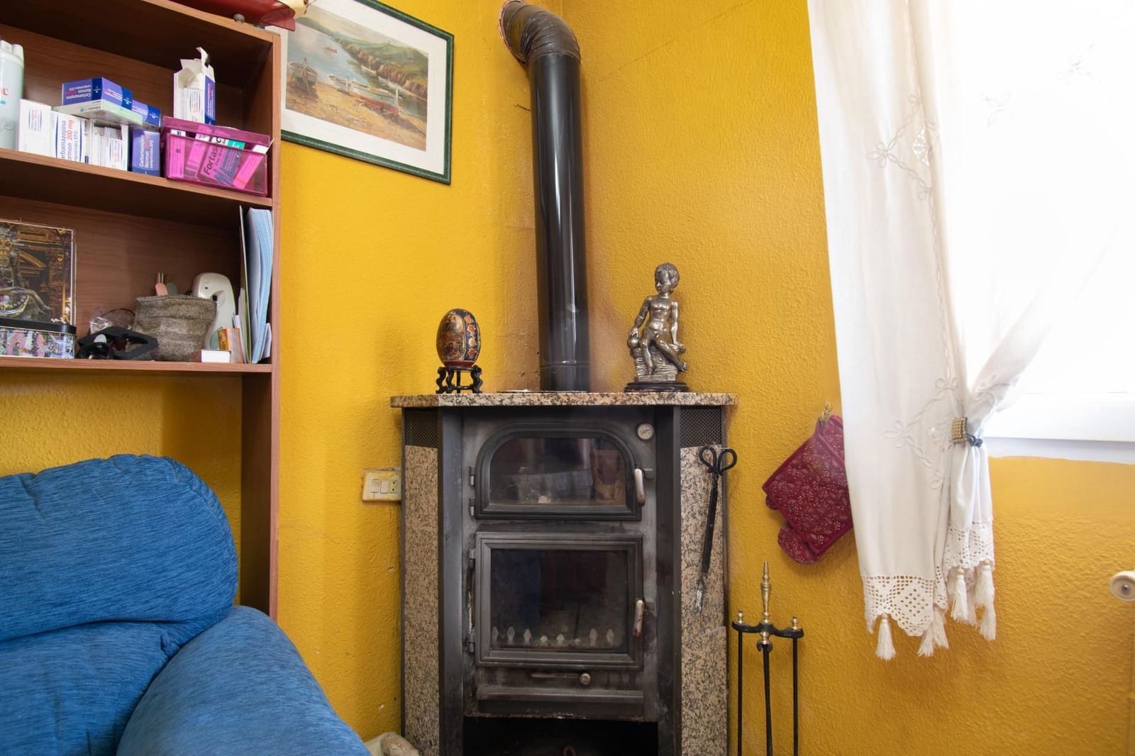 5 bedroom Villa for sale in Otura with pool garage - € 340,000 (Ref: 9534309)