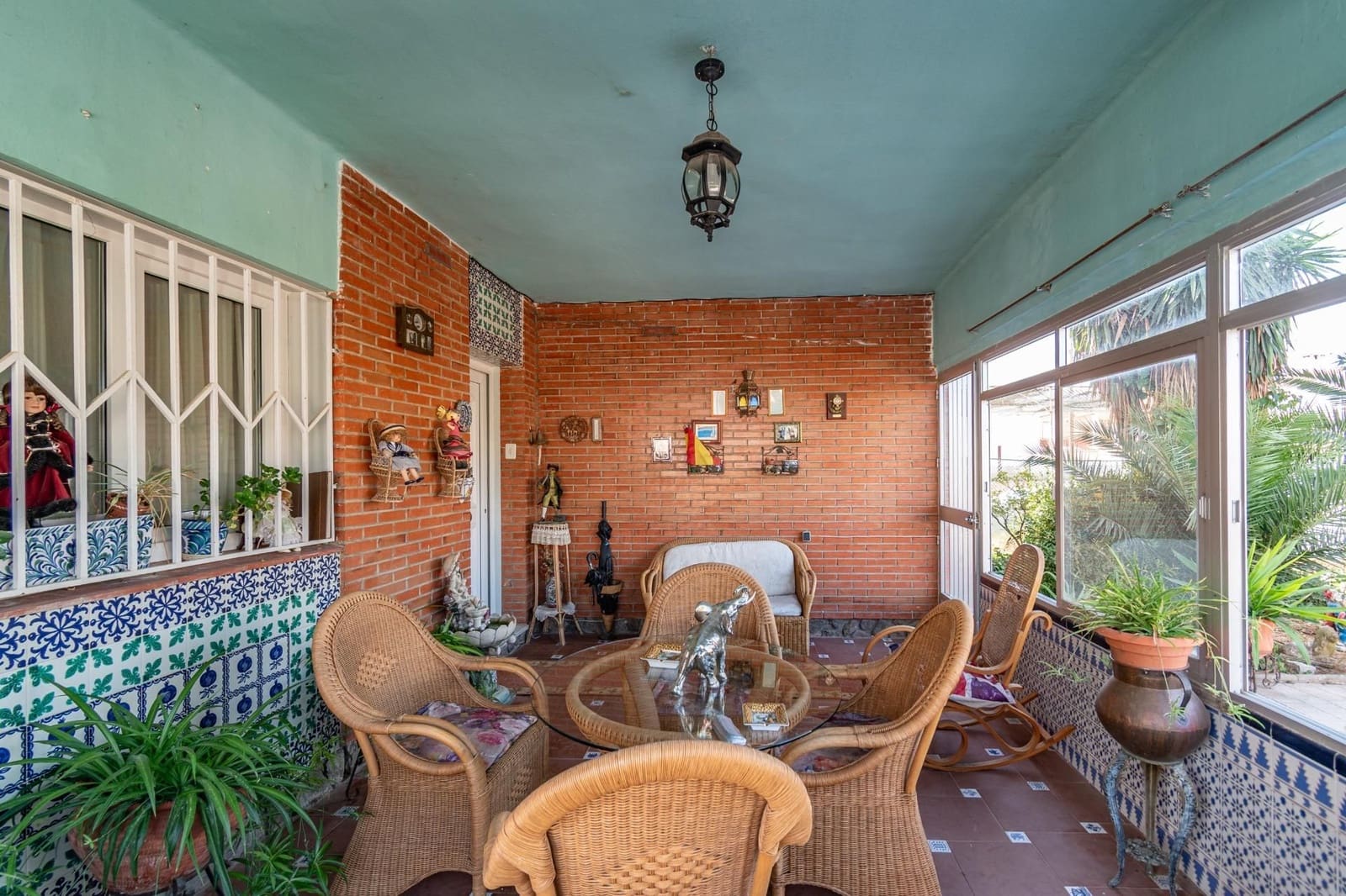 5 bedroom Villa for sale in Otura with pool garage - € 340,000 (Ref: 9534309)