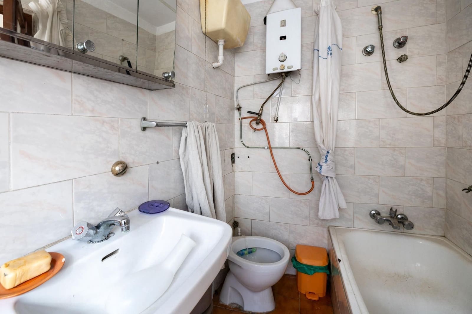 4 soverom Hus til salgs i Granada by med garasje - € 345 000 (Ref: 9534311)