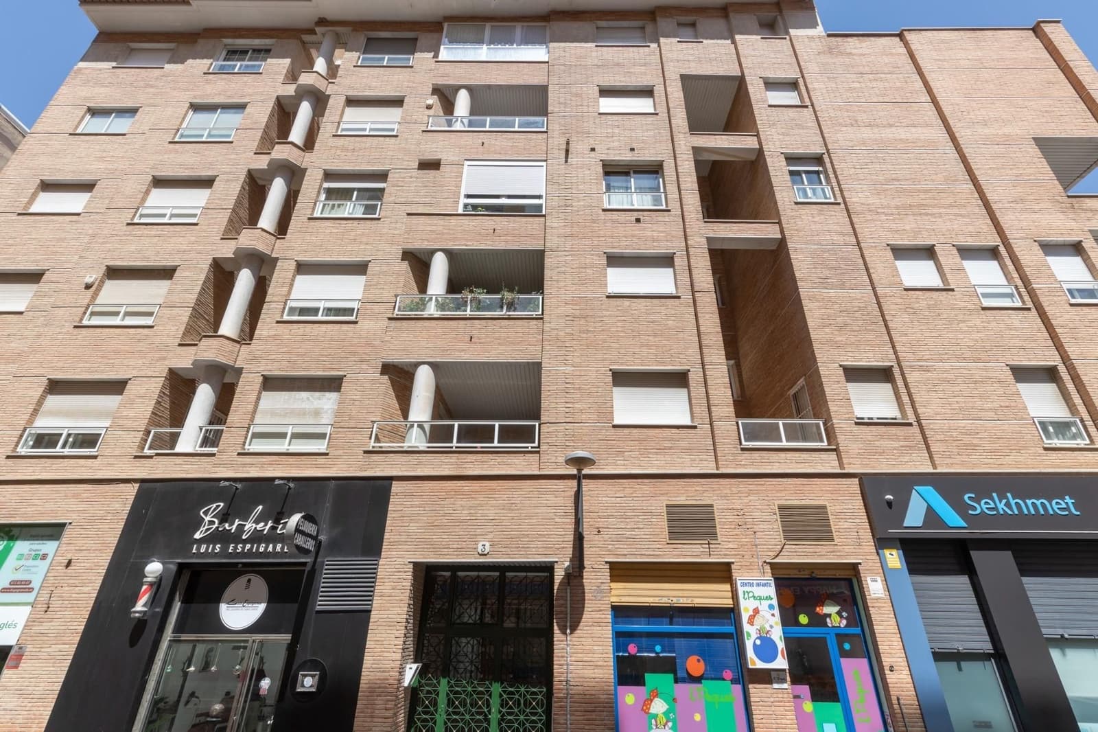 Piso de 4 habitaciones en Granada ciudad en venta con garaje - 435.000 € (Ref: 9534314)