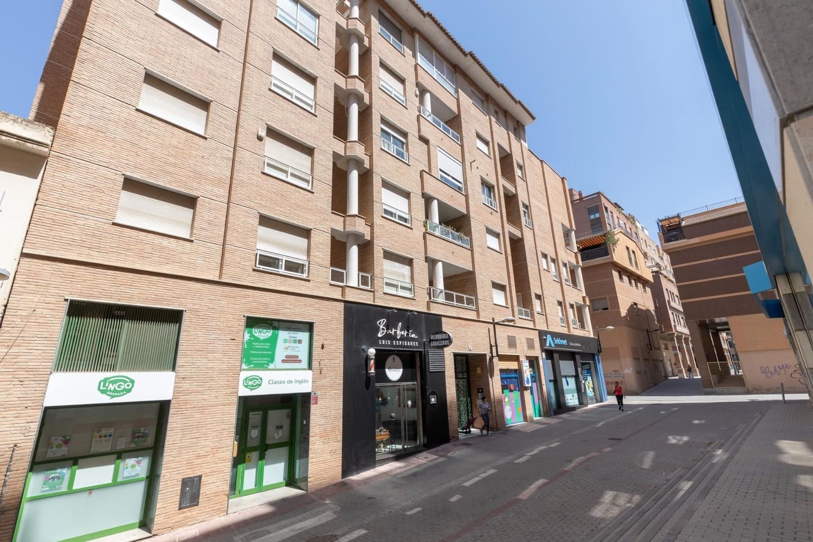 Piso de 4 habitaciones en Granada ciudad en venta con garaje - 435.000 € (Ref: 9534314)