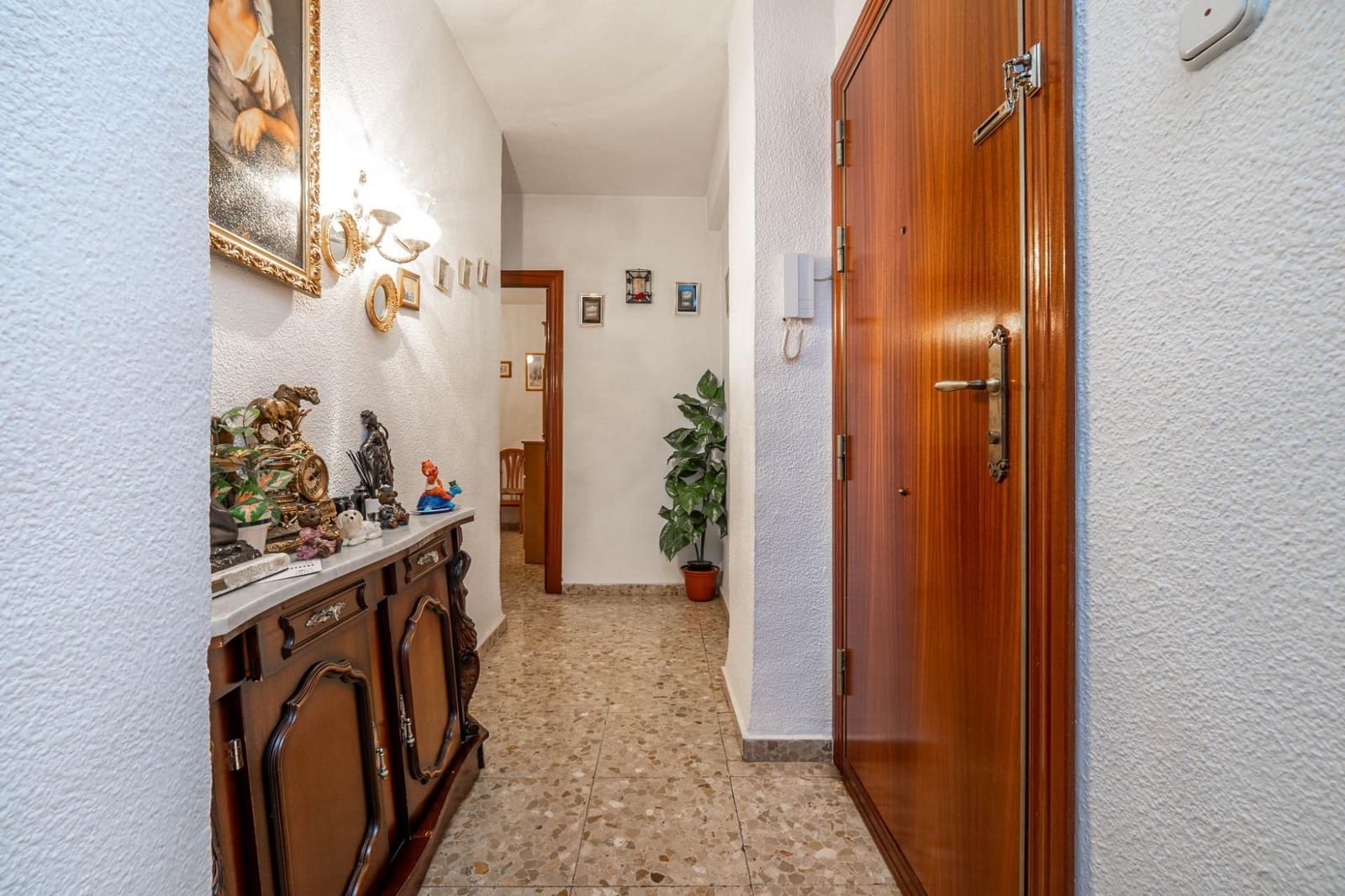 3 soveværelse Lejlighed til salg i Granada by - € 220.000 (Ref: 9534315)