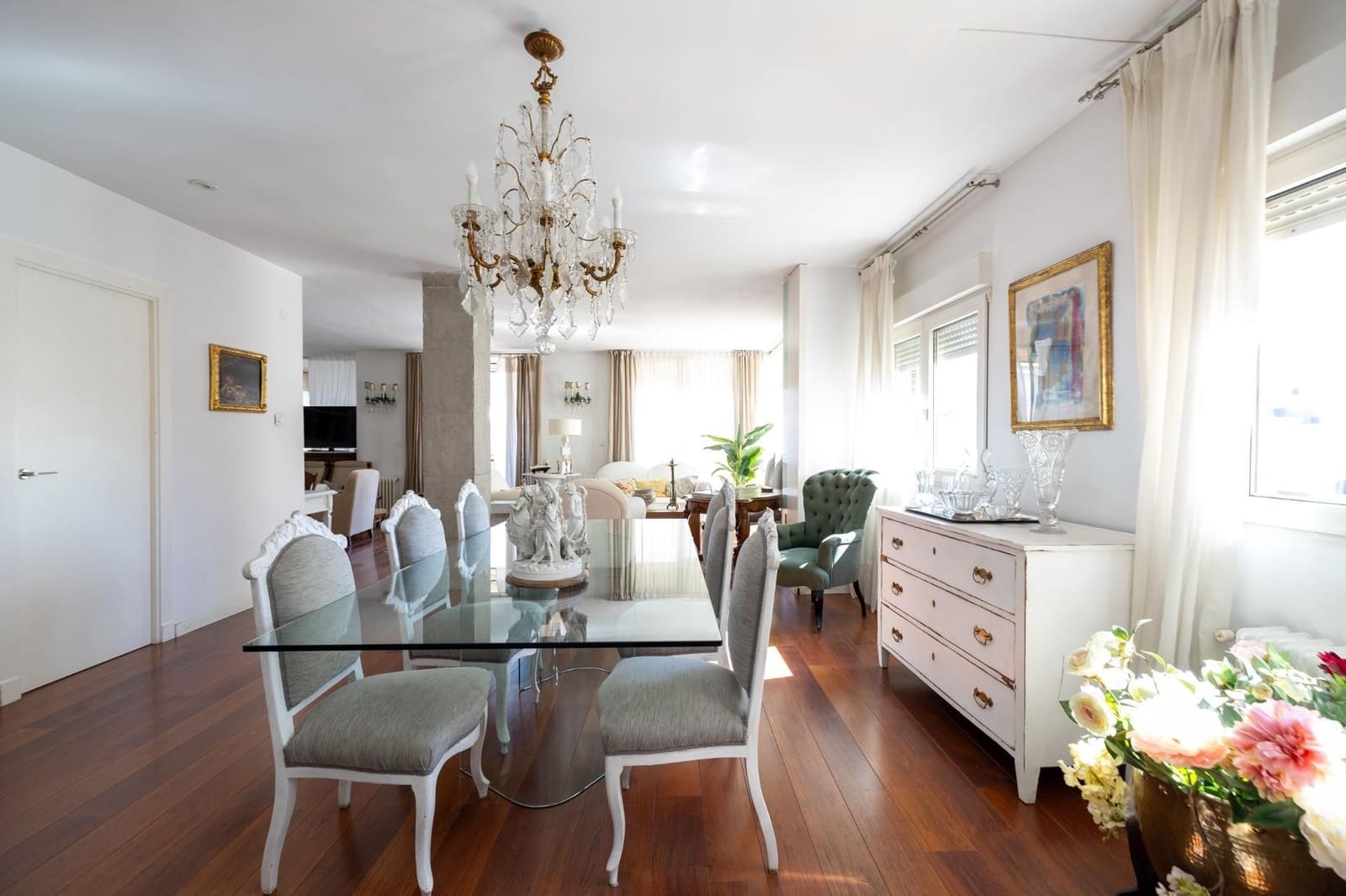 5 sovrum Lägenhet till salu i Granada stad med garage - 799 000 € (Ref: 9534316)