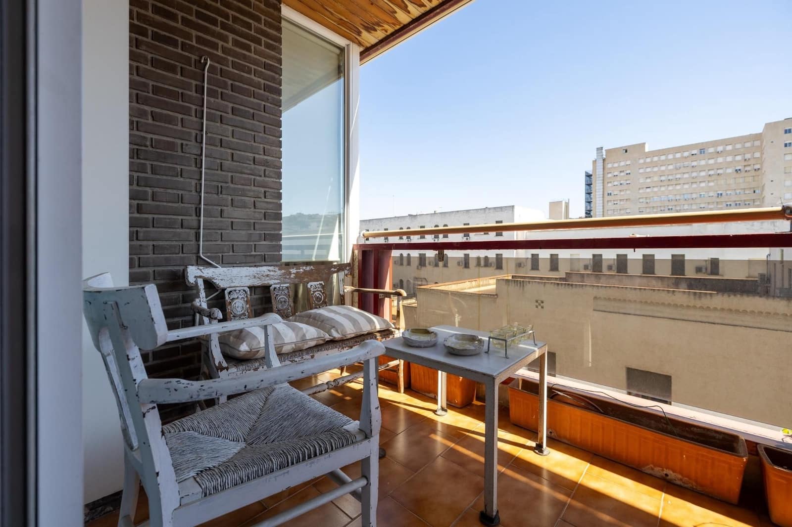 5 sovrum Lägenhet till salu i Granada stad med garage - 799 000 € (Ref: 9534316)