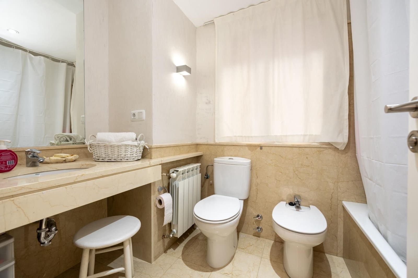 5 sovrum Lägenhet till salu i Granada stad med garage - 799 000 € (Ref: 9534316)