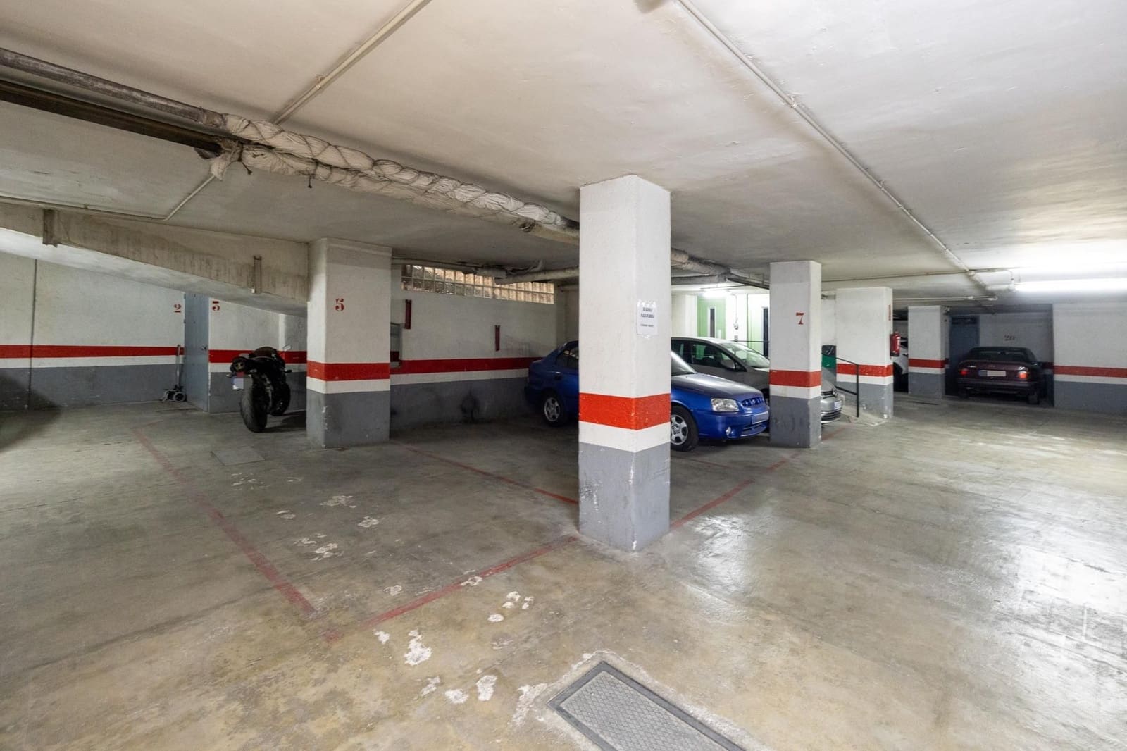 5 sovrum Lägenhet till salu i Granada stad med garage - 799 000 € (Ref: 9534316)