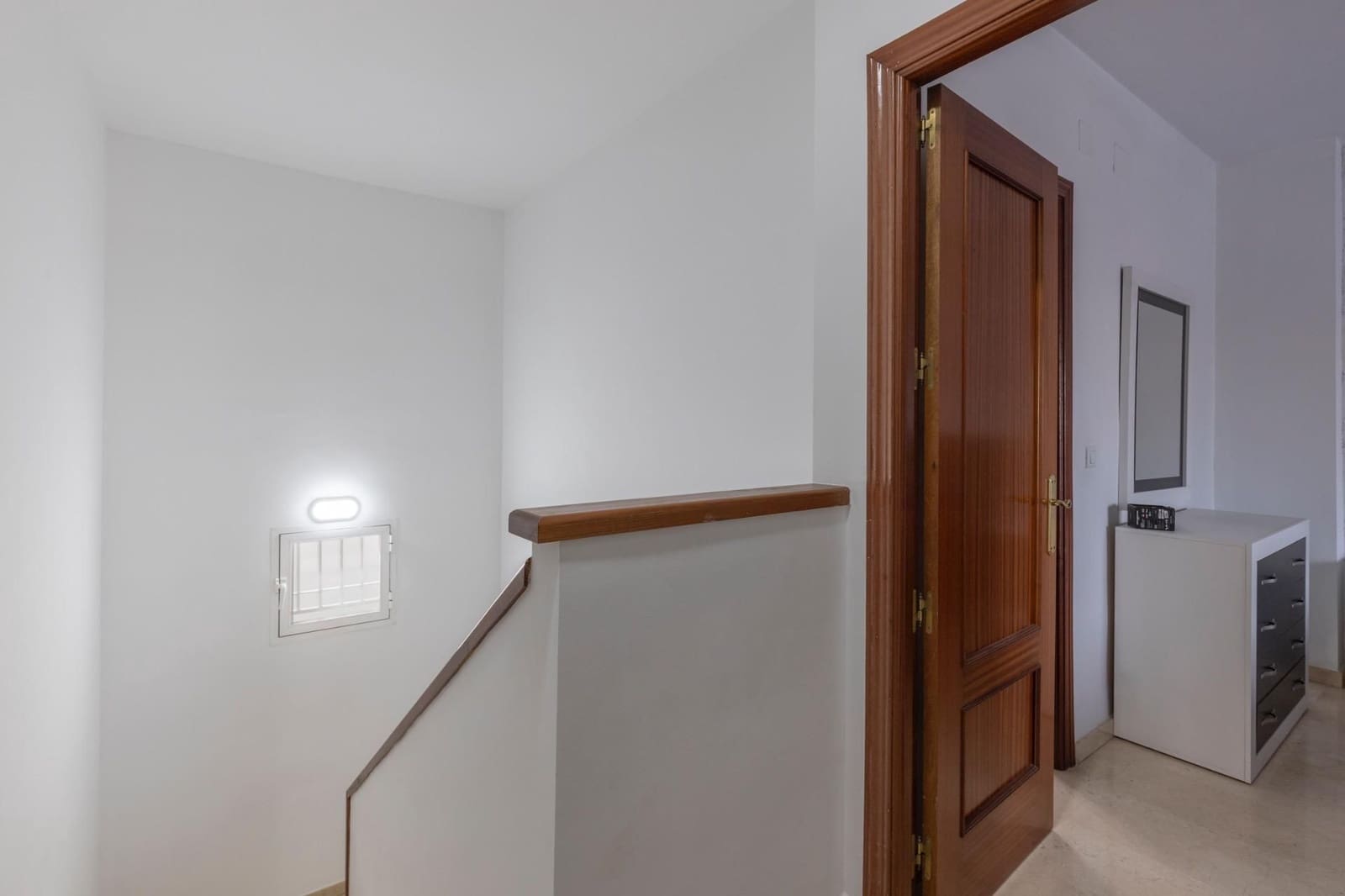 3 makuuhuone Omakotitalo myytävänä paikassa Granada kaupunki mukana 
autotalli - 299 900 € (Ref: 9534317)