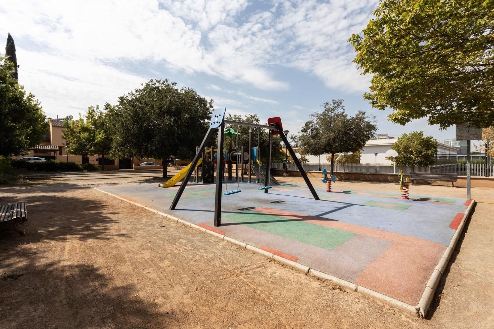 3 makuuhuone Omakotitalo myytävänä paikassa Granada kaupunki mukana 
autotalli - 299 900 € (Ref: 9534317)