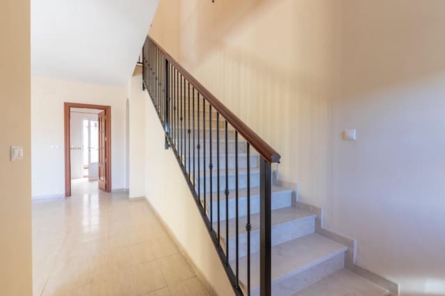 3 sovrum Semi-fristående Villa till salu i Fuente Vaqueros med garage - 175 000 € (Ref: 9534318)