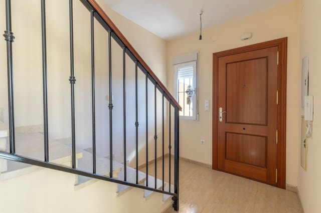 3 sovrum Semi-fristående Villa till salu i Fuente Vaqueros med garage - 175 000 € (Ref: 9534318)