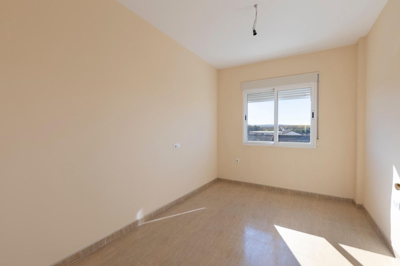 3 sovrum Semi-fristående Villa till salu i Fuente Vaqueros med garage - 175 000 € (Ref: 9534318)