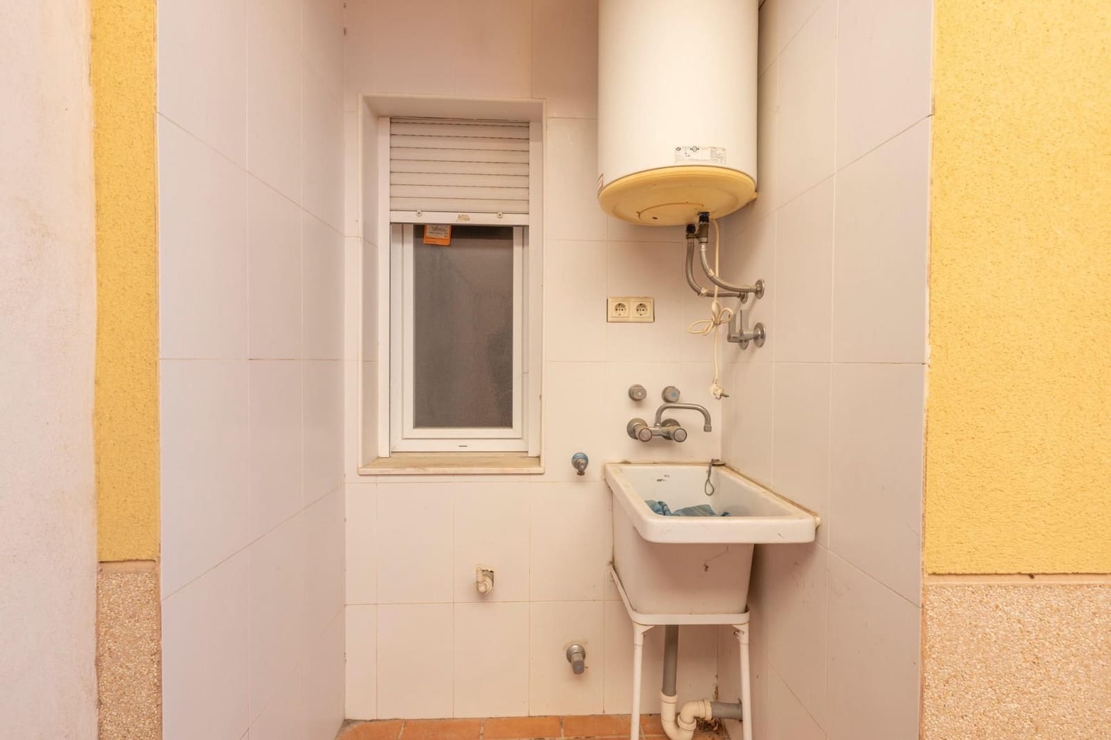 3 sovrum Semi-fristående Villa till salu i Fuente Vaqueros med garage - 175 000 € (Ref: 9534318)