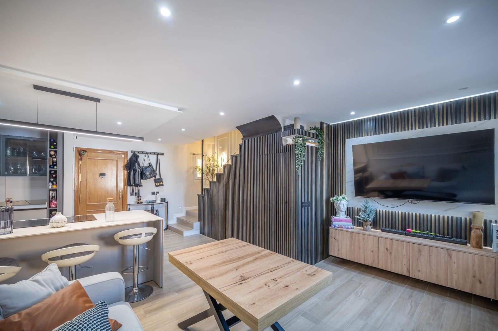 2 bedroom Apartment for sale in Alhendin with garage - € 210,000 (Ref: 9534320)