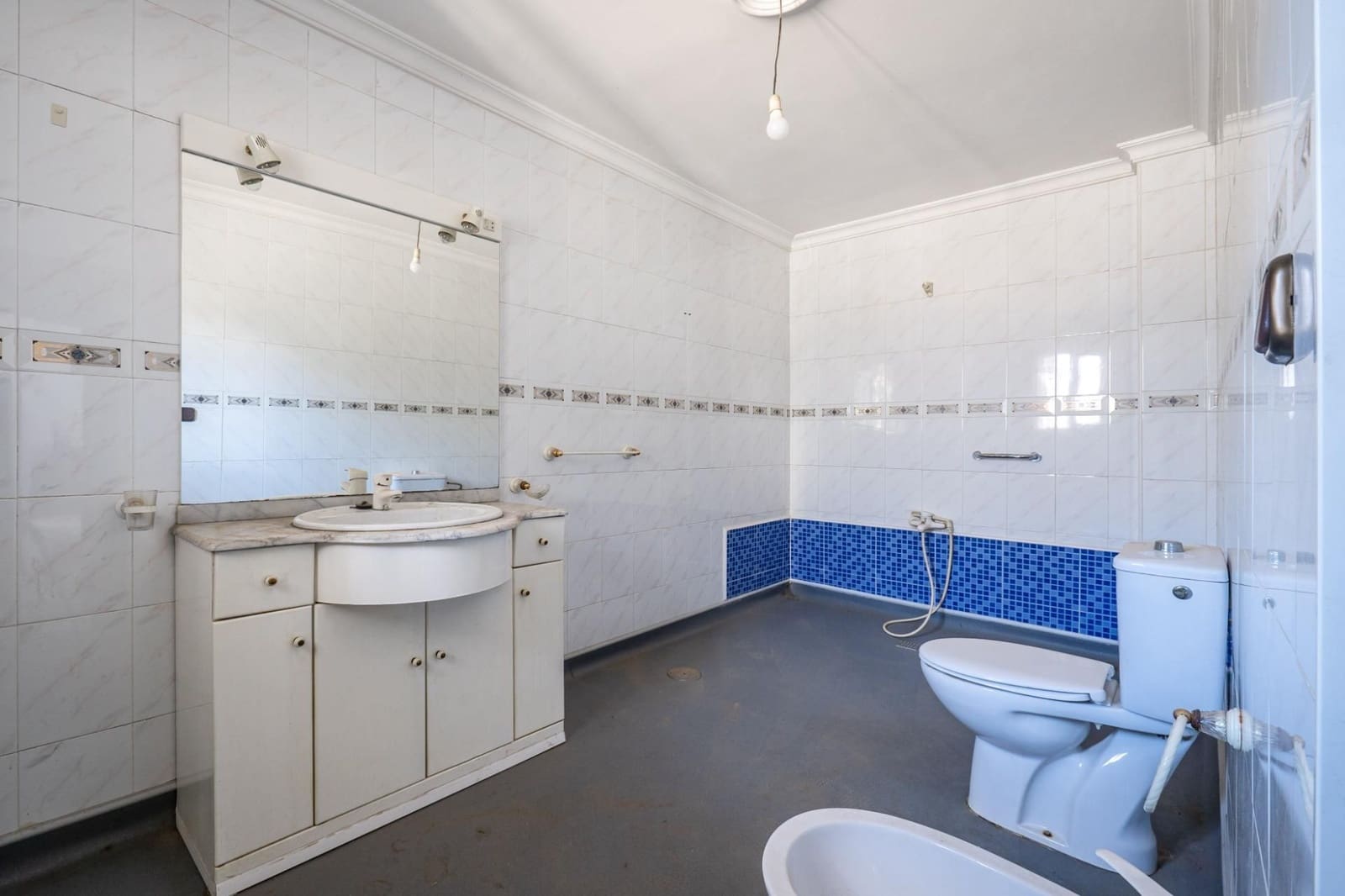 4 soveværelse Finca/Landehus til salg i Albolote - € 230.000 (Ref: 9534322)