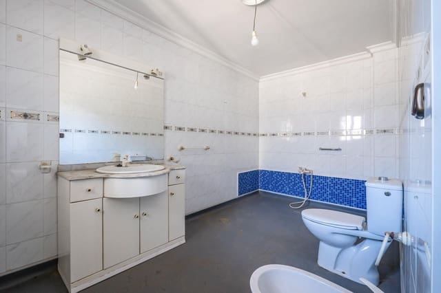 4 soveværelse Finca/Landehus til salg i Albolote - € 230.000 (Ref: 9534322)