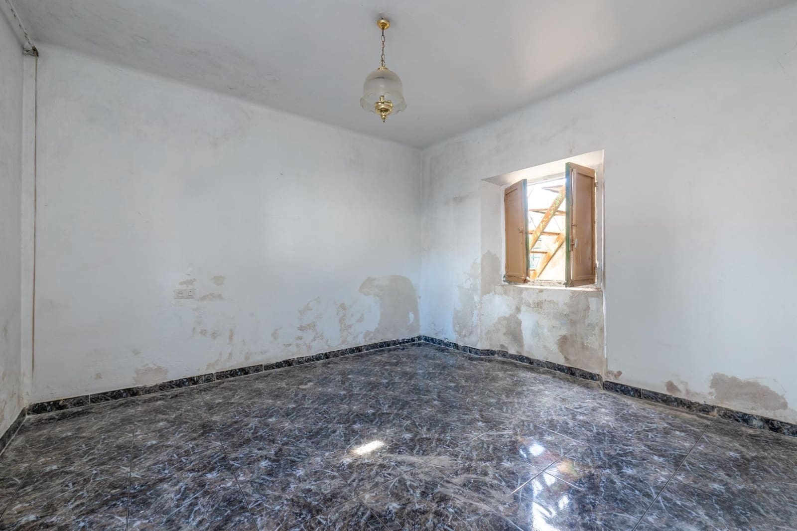 4 soveværelse Finca/Landehus til salg i Albolote - € 230.000 (Ref: 9534322)