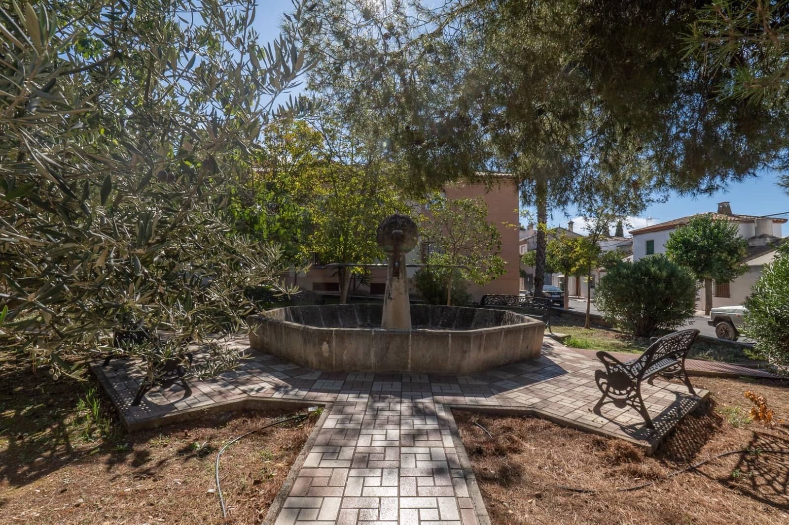 4 soveværelse Finca/Landehus til salg i Albolote - € 230.000 (Ref: 9534322)