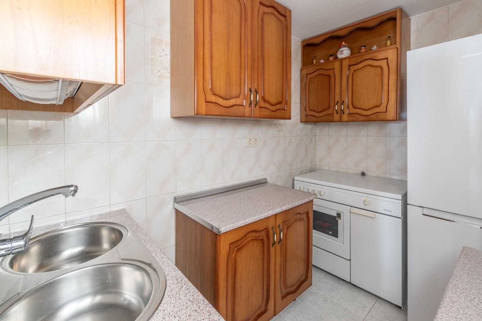 3 makuuhuone Omakotitalo myytävänä paikassa Colomera - 59 900 € (Ref: 9534323)