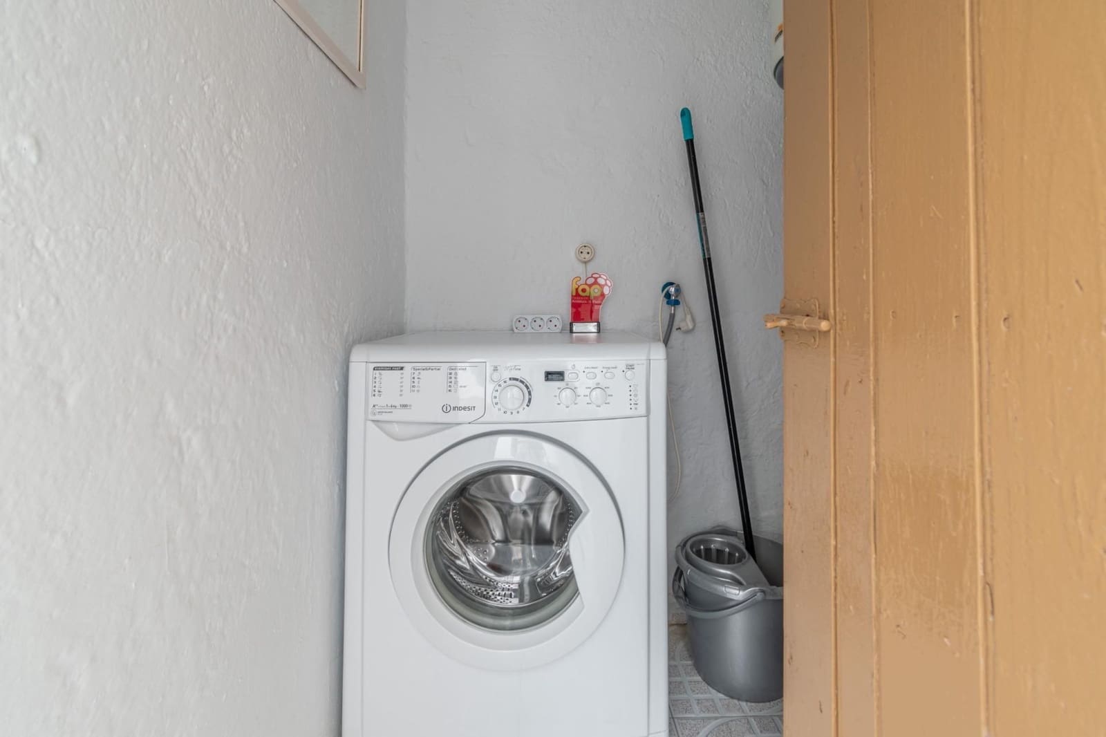 3 makuuhuone Omakotitalo myytävänä paikassa Colomera - 59 900 € (Ref: 9534323)