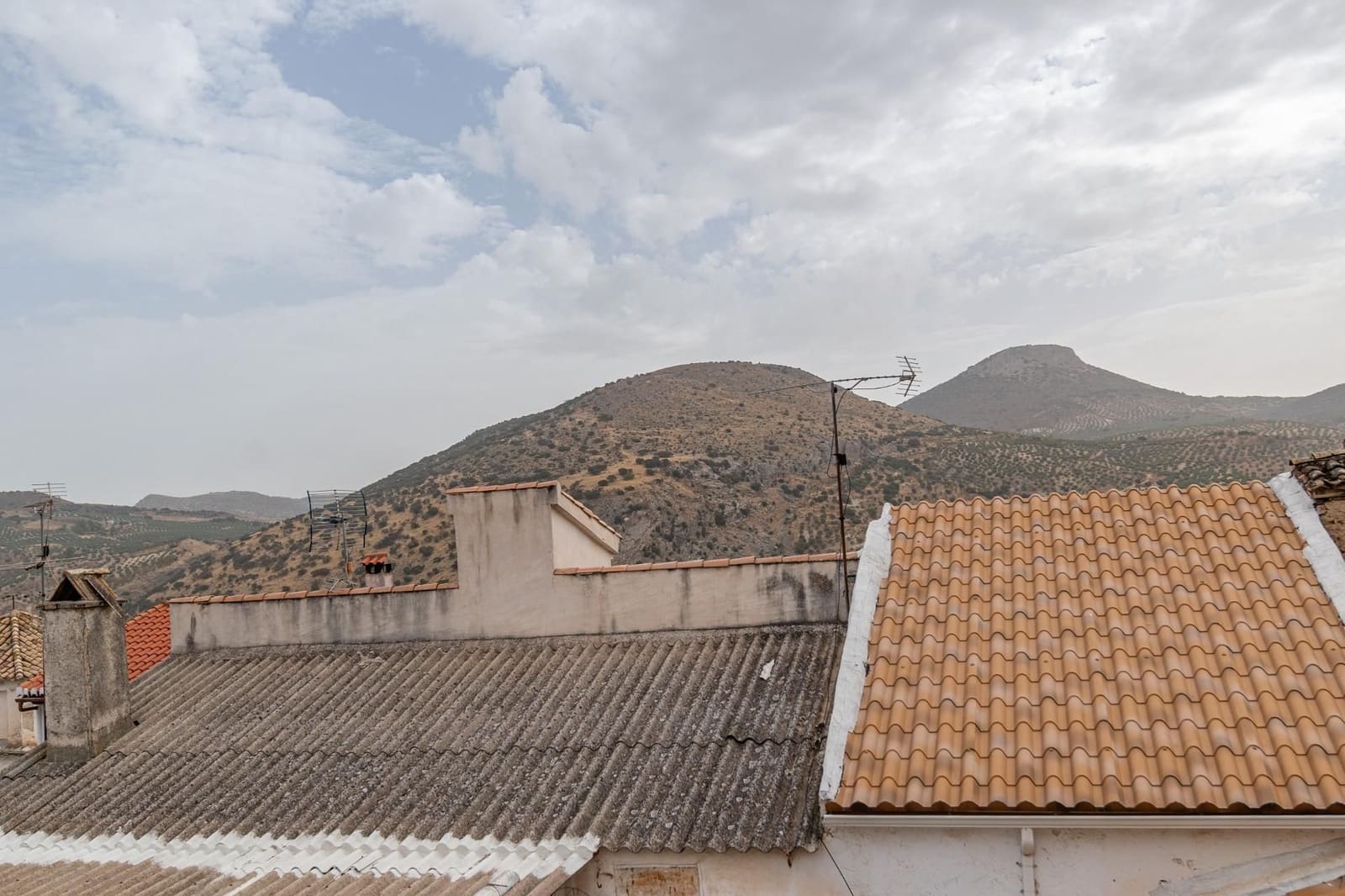 3 makuuhuone Omakotitalo myytävänä paikassa Colomera - 59 900 € (Ref: 9534323)