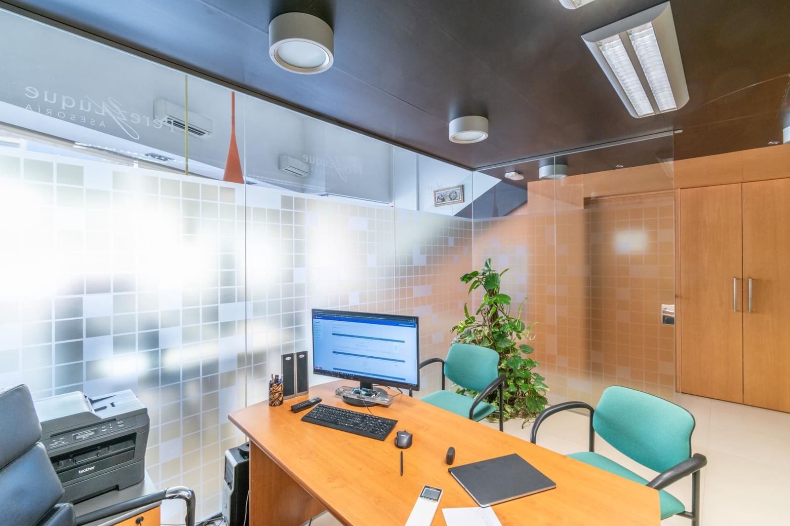 Erhverv til salg i Motril - € 295.000 (Ref: 9534324)