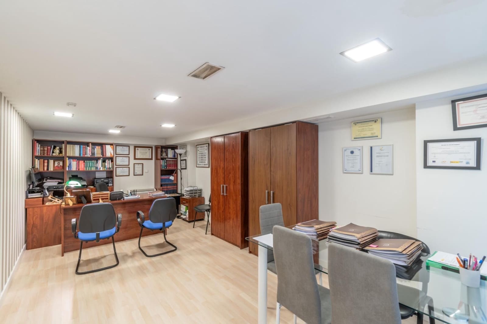 Erhverv til salg i Motril - € 295.000 (Ref: 9534324)