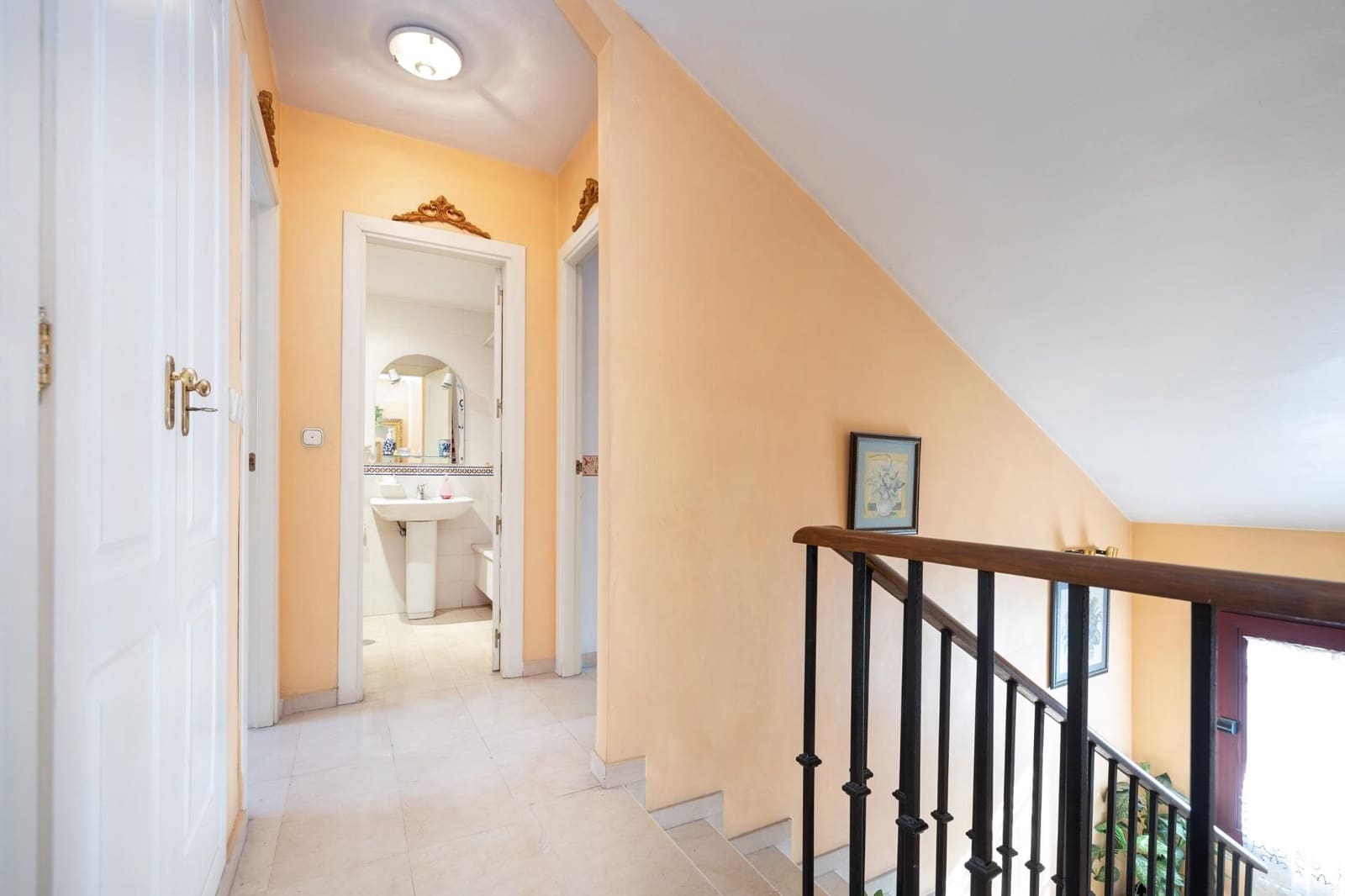 5 makuuhuone Omakotitalo myytävänä paikassa Granada kaupunki mukana 
autotalli - 400 000 € (Ref: 9534325)