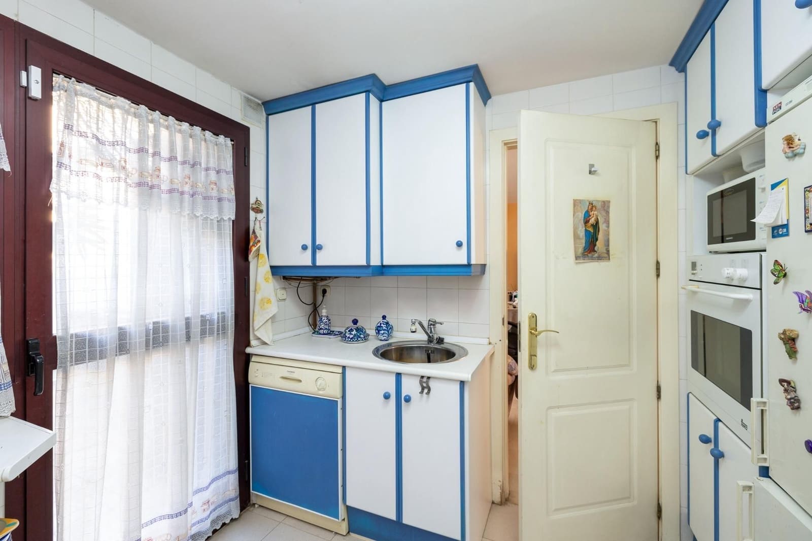 5 makuuhuone Omakotitalo myytävänä paikassa Granada kaupunki mukana 
autotalli - 400 000 € (Ref: 9534325)