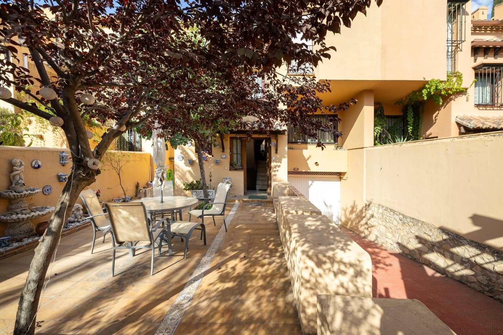 5 makuuhuone Omakotitalo myytävänä paikassa Granada kaupunki mukana 
autotalli - 400 000 € (Ref: 9534325)