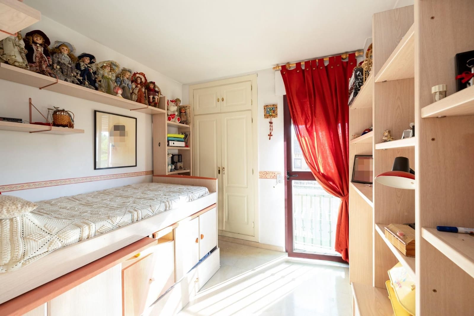 5 makuuhuone Omakotitalo myytävänä paikassa Granada kaupunki mukana 
autotalli - 400 000 € (Ref: 9534325)