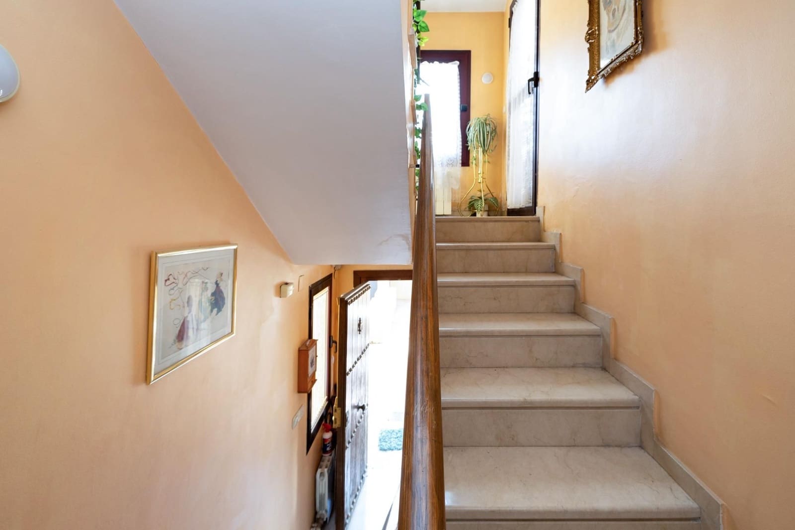 5 makuuhuone Omakotitalo myytävänä paikassa Granada kaupunki mukana 
autotalli - 400 000 € (Ref: 9534325)