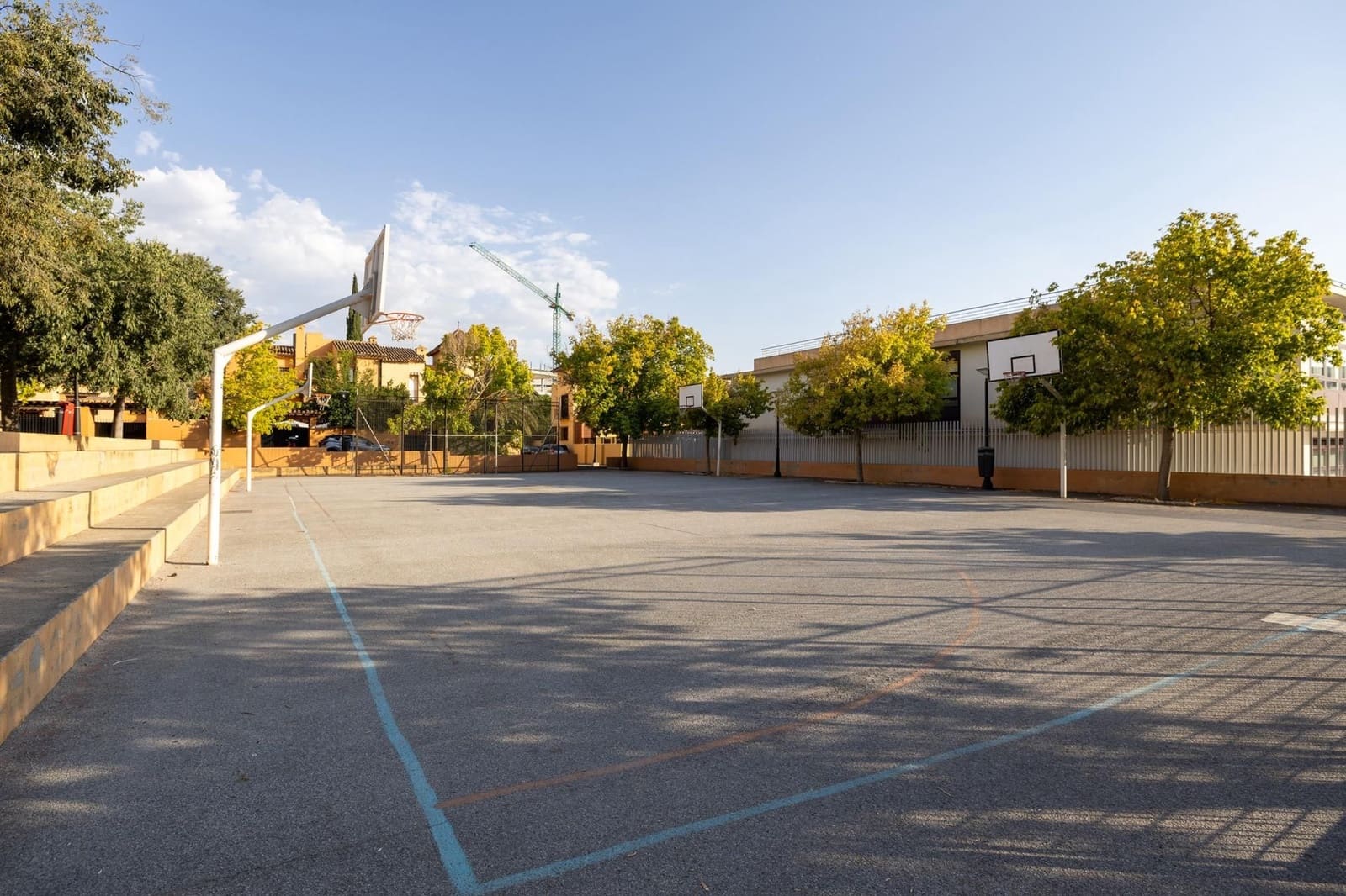 5 makuuhuone Omakotitalo myytävänä paikassa Granada kaupunki mukana 
autotalli - 400 000 € (Ref: 9534325)