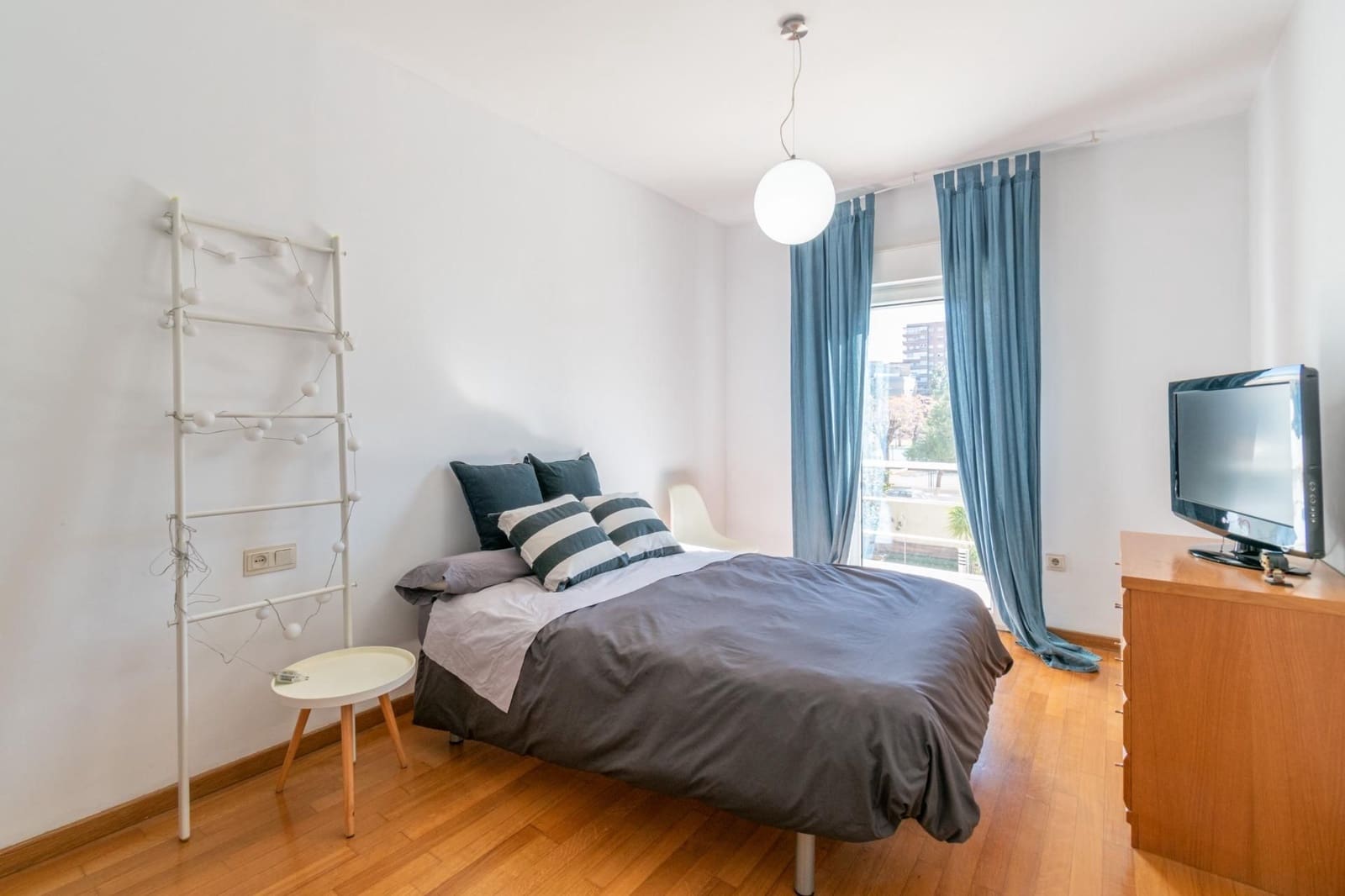 6 soveværelse Villa til salg i Granada by med swimmingpool garage - € 1.050.000 (Ref: 9534327)