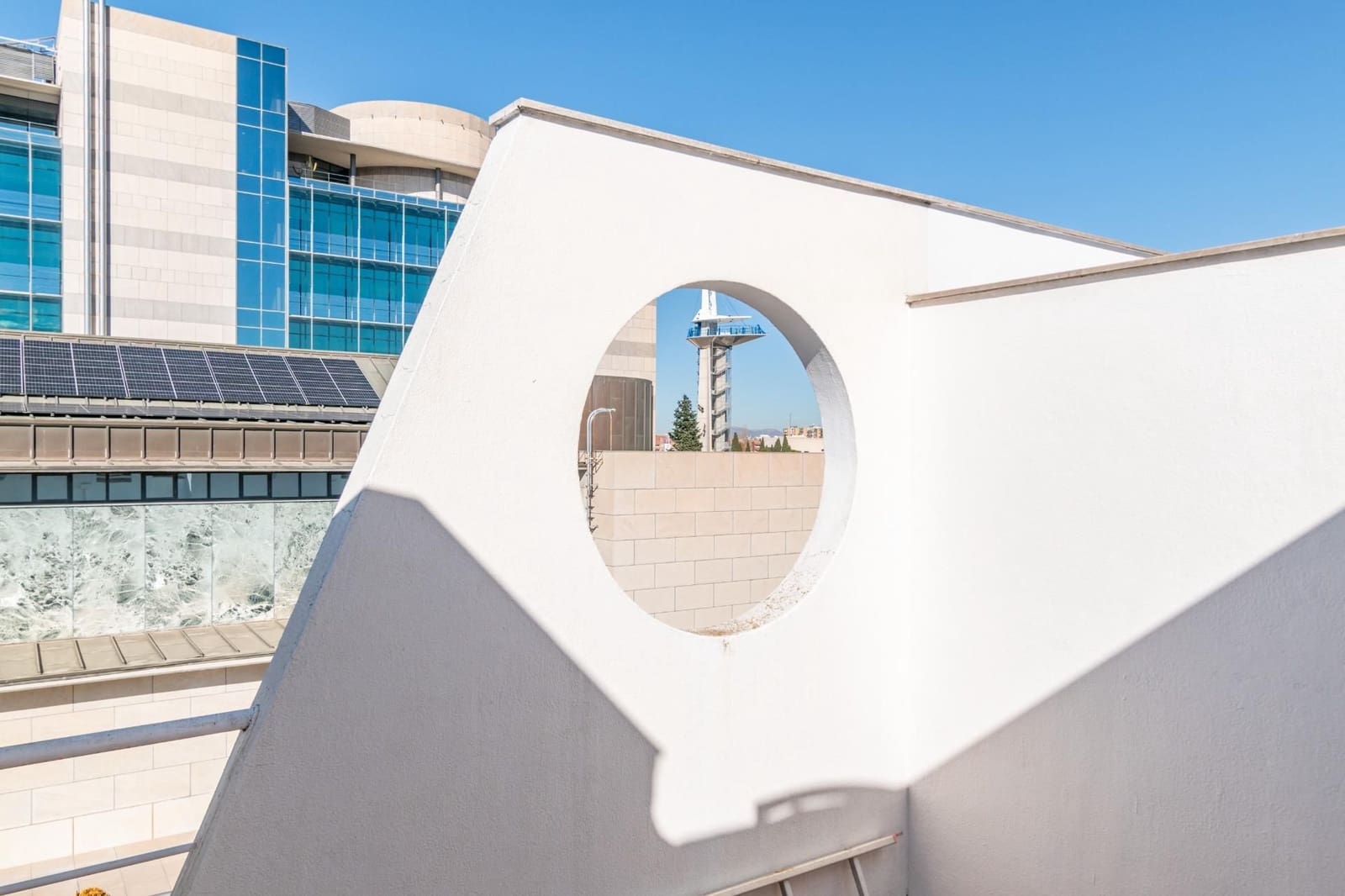 6 soveværelse Villa til salg i Granada by med swimmingpool garage - € 1.050.000 (Ref: 9534327)