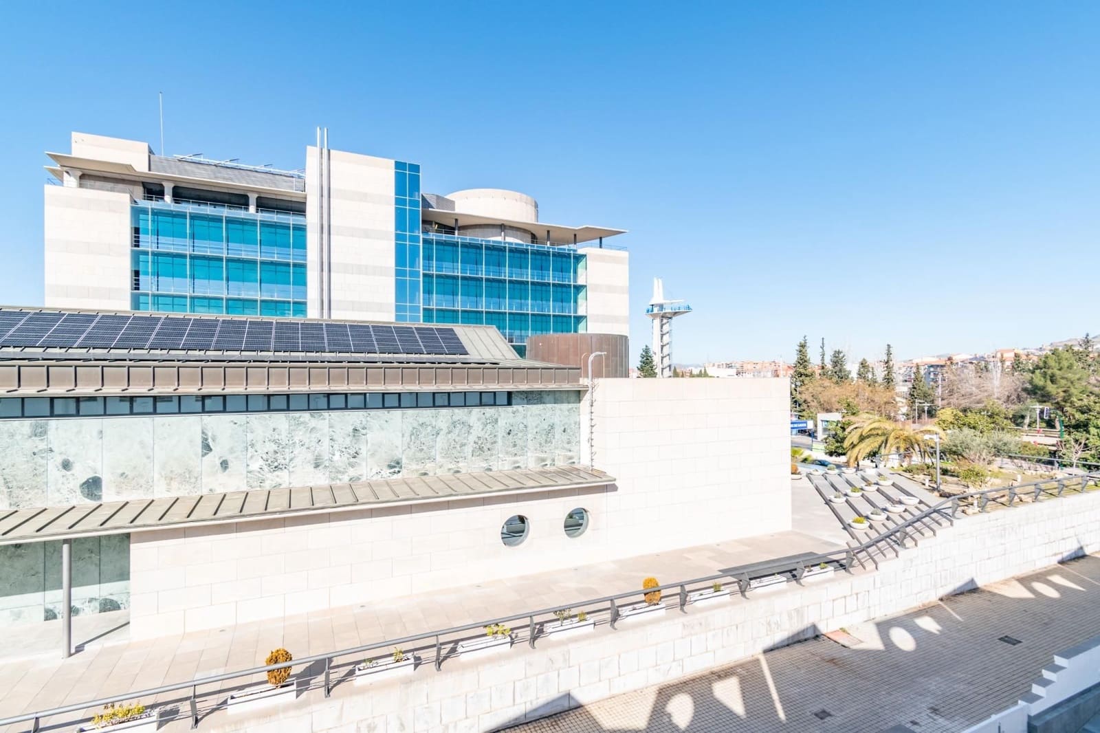 6 soveværelse Villa til salg i Granada by med swimmingpool garage - € 1.050.000 (Ref: 9534327)