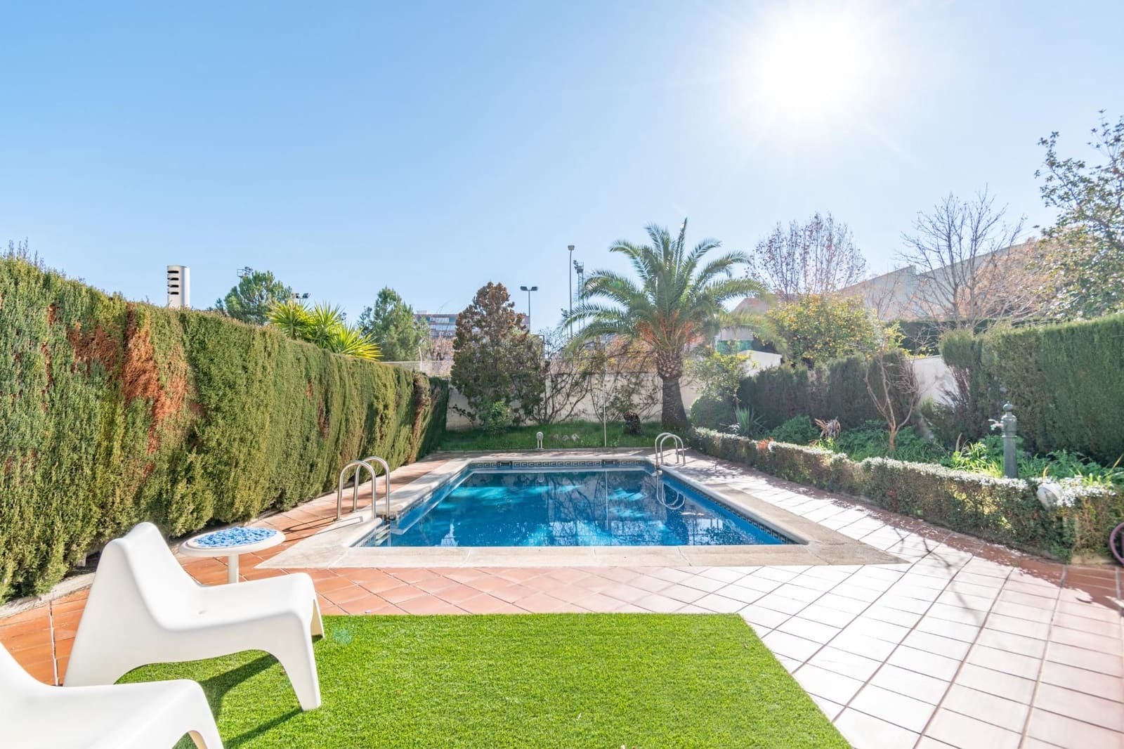 6 soveværelse Villa til salg i Granada by med swimmingpool garage - € 1.050.000 (Ref: 9534327)