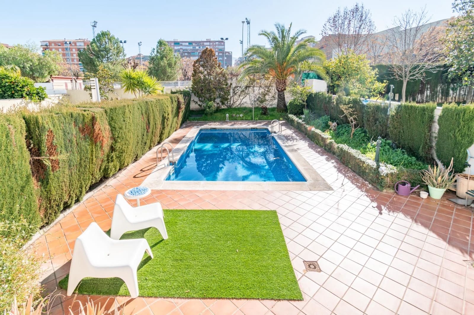 6 soveværelse Villa til salg i Granada by med swimmingpool garage - € 1.050.000 (Ref: 9534327)