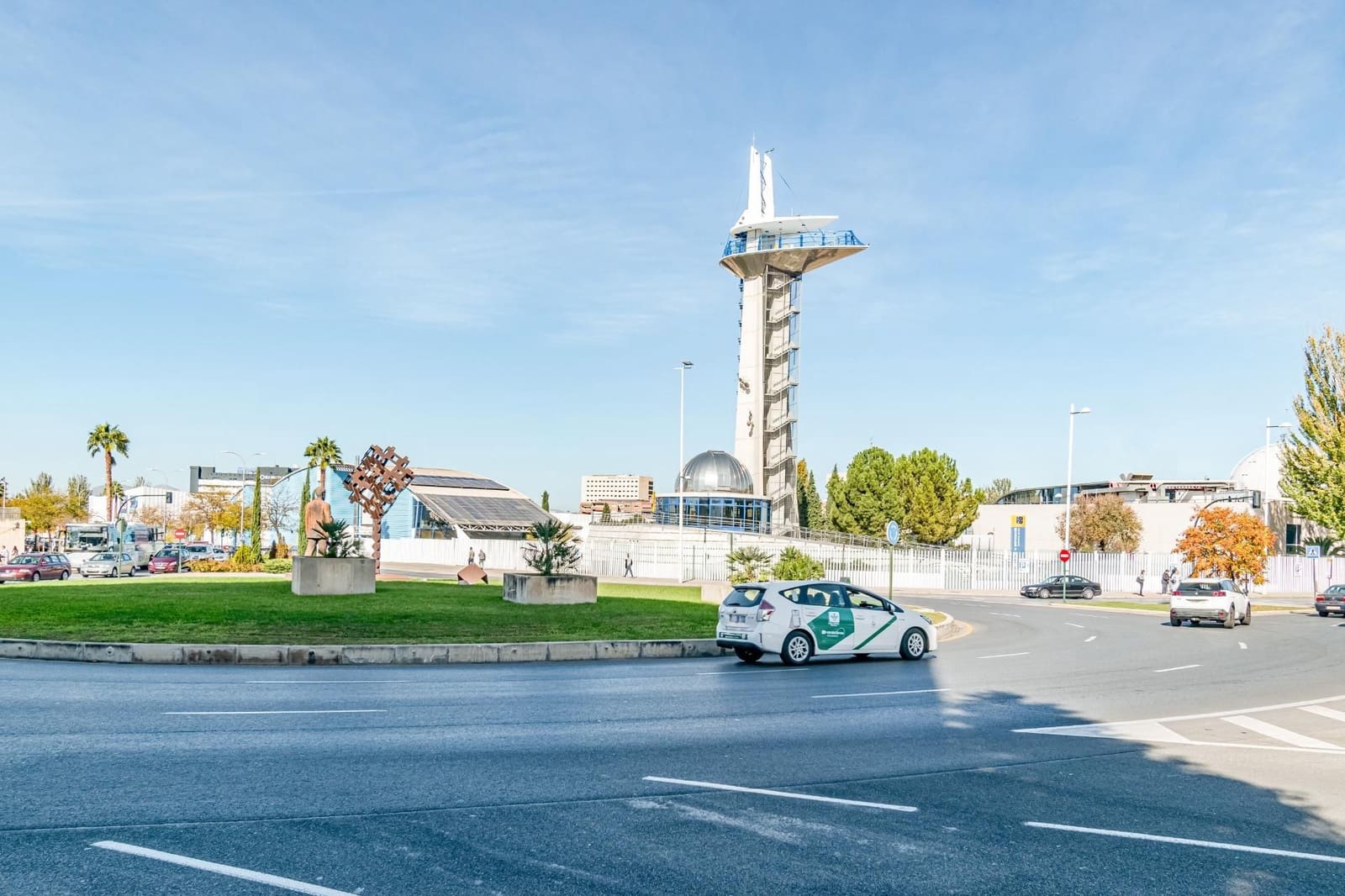 6 soveværelse Villa til salg i Granada by med swimmingpool garage - € 1.050.000 (Ref: 9534327)