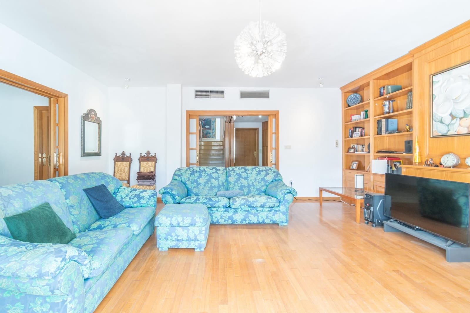 6 soveværelse Villa til salg i Granada by med swimmingpool garage - € 1.050.000 (Ref: 9534327)