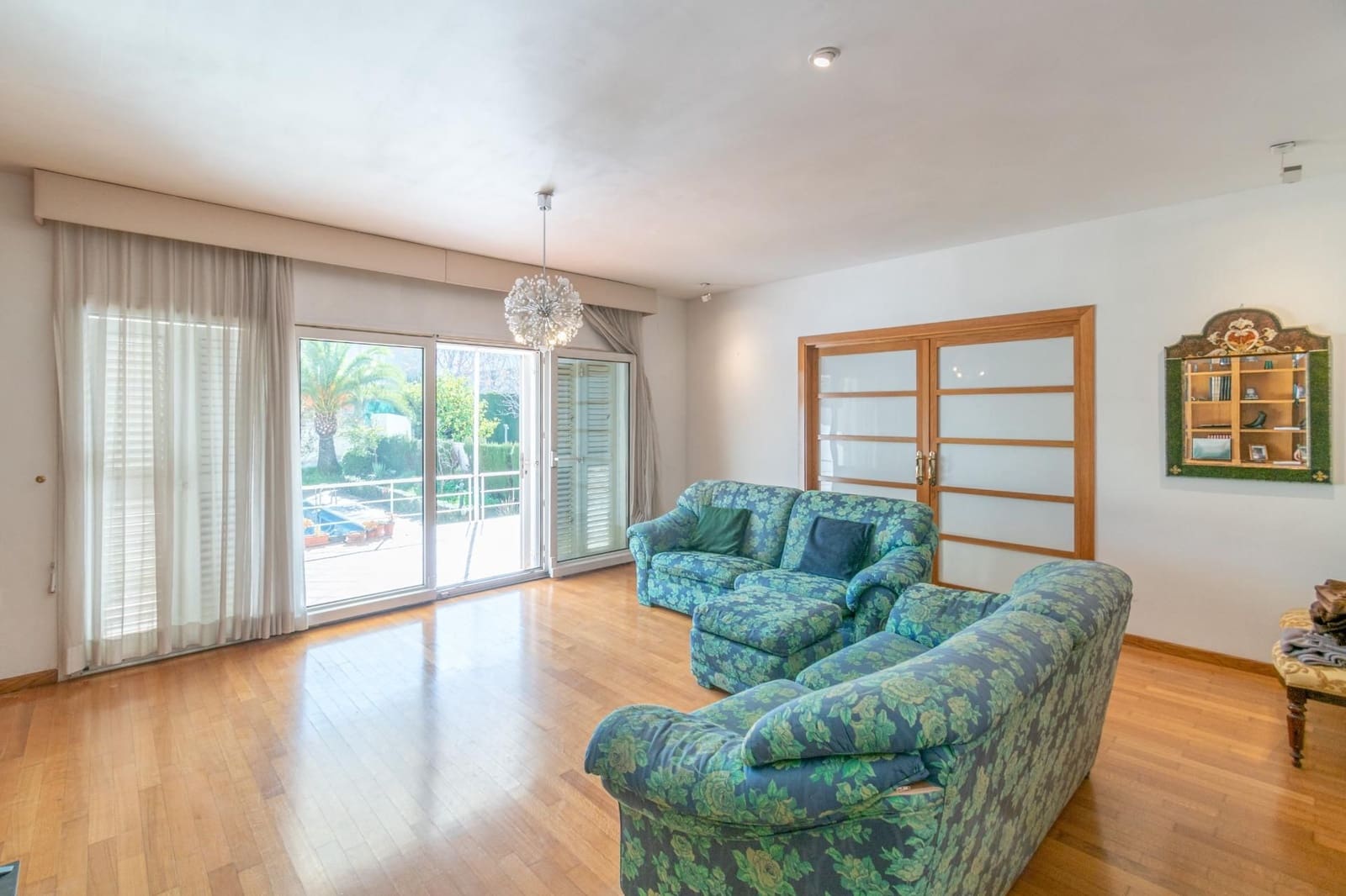 6 soveværelse Villa til salg i Granada by med swimmingpool garage - € 1.050.000 (Ref: 9534327)