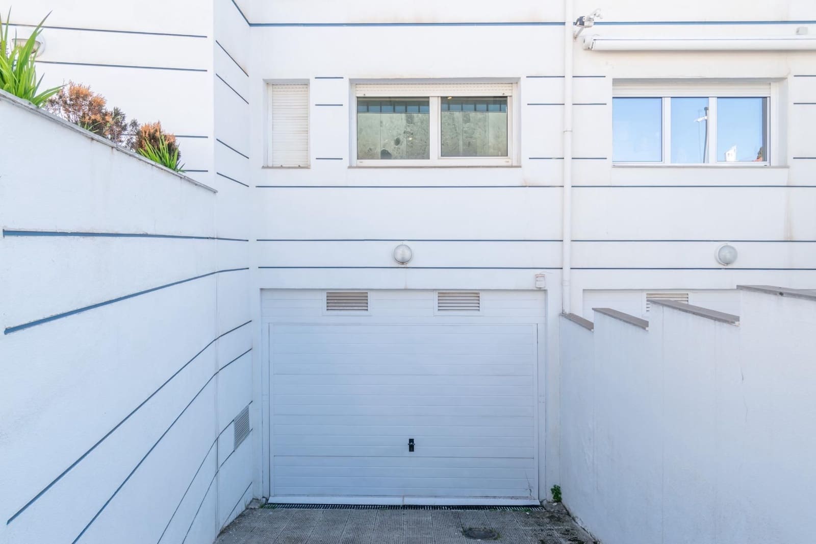 6 soveværelse Villa til salg i Granada by med swimmingpool garage - € 1.050.000 (Ref: 9534327)