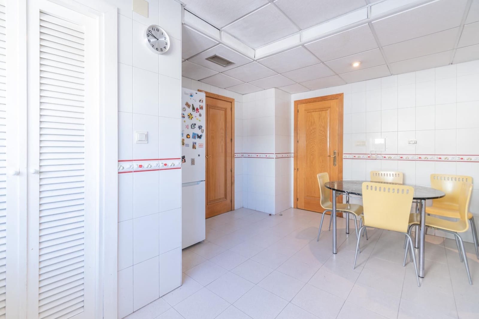 6 soveværelse Villa til salg i Granada by med swimmingpool garage - € 1.050.000 (Ref: 9534327)