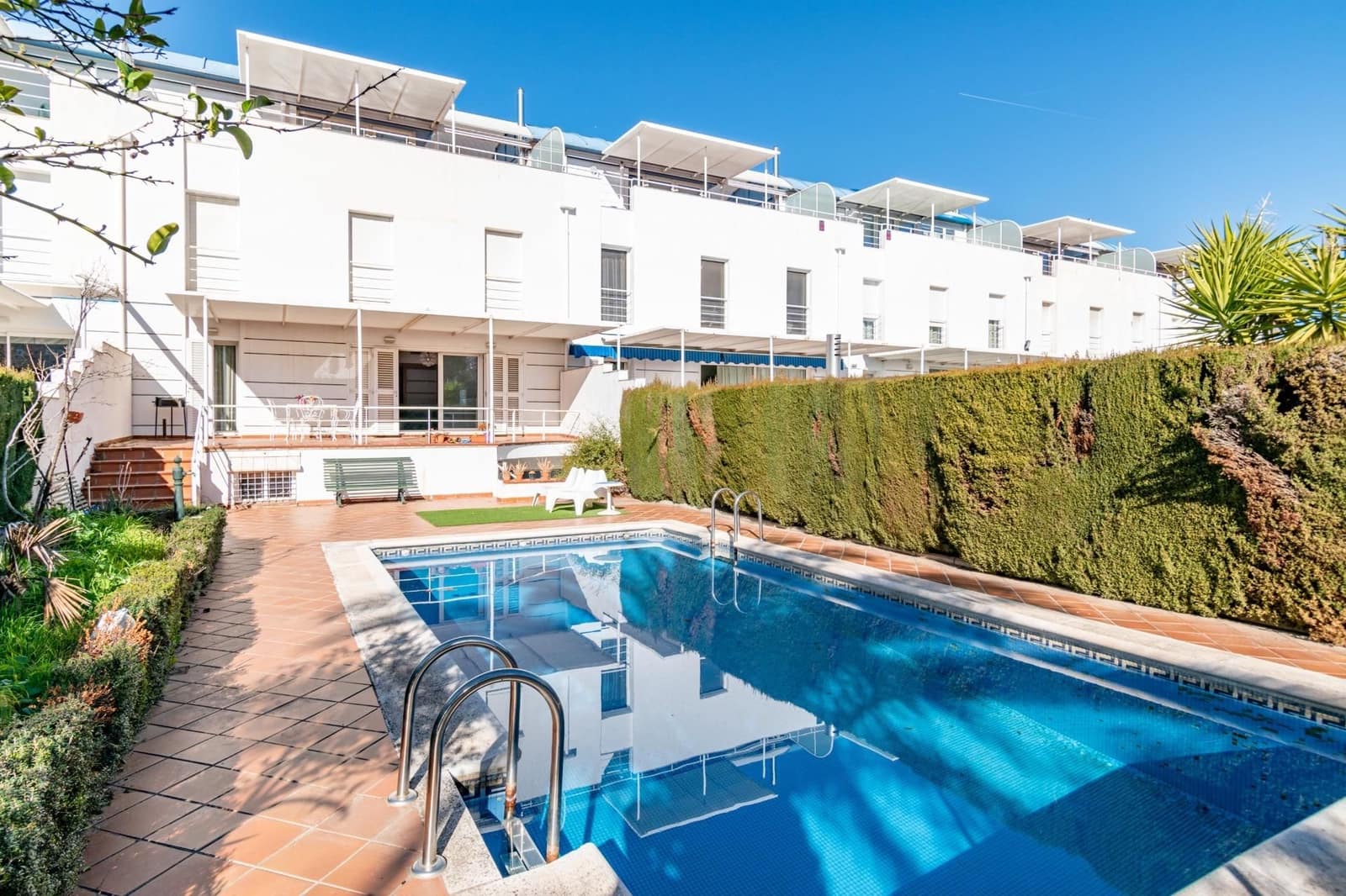 6 soveværelse Villa til salg i Granada by med swimmingpool garage - € 1.050.000 (Ref: 9534327)