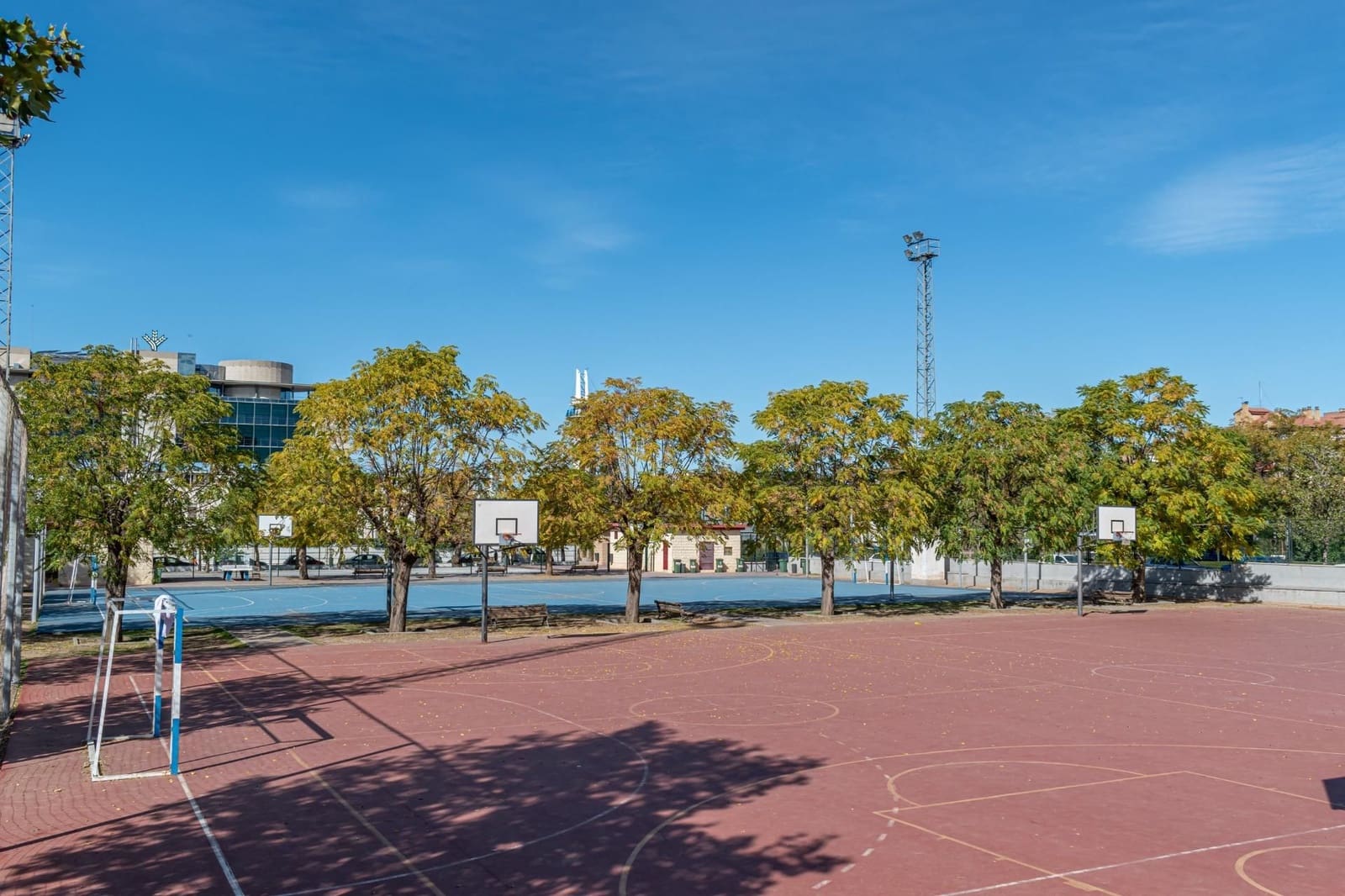 6 soveværelse Villa til salg i Granada by med swimmingpool garage - € 1.050.000 (Ref: 9534327)