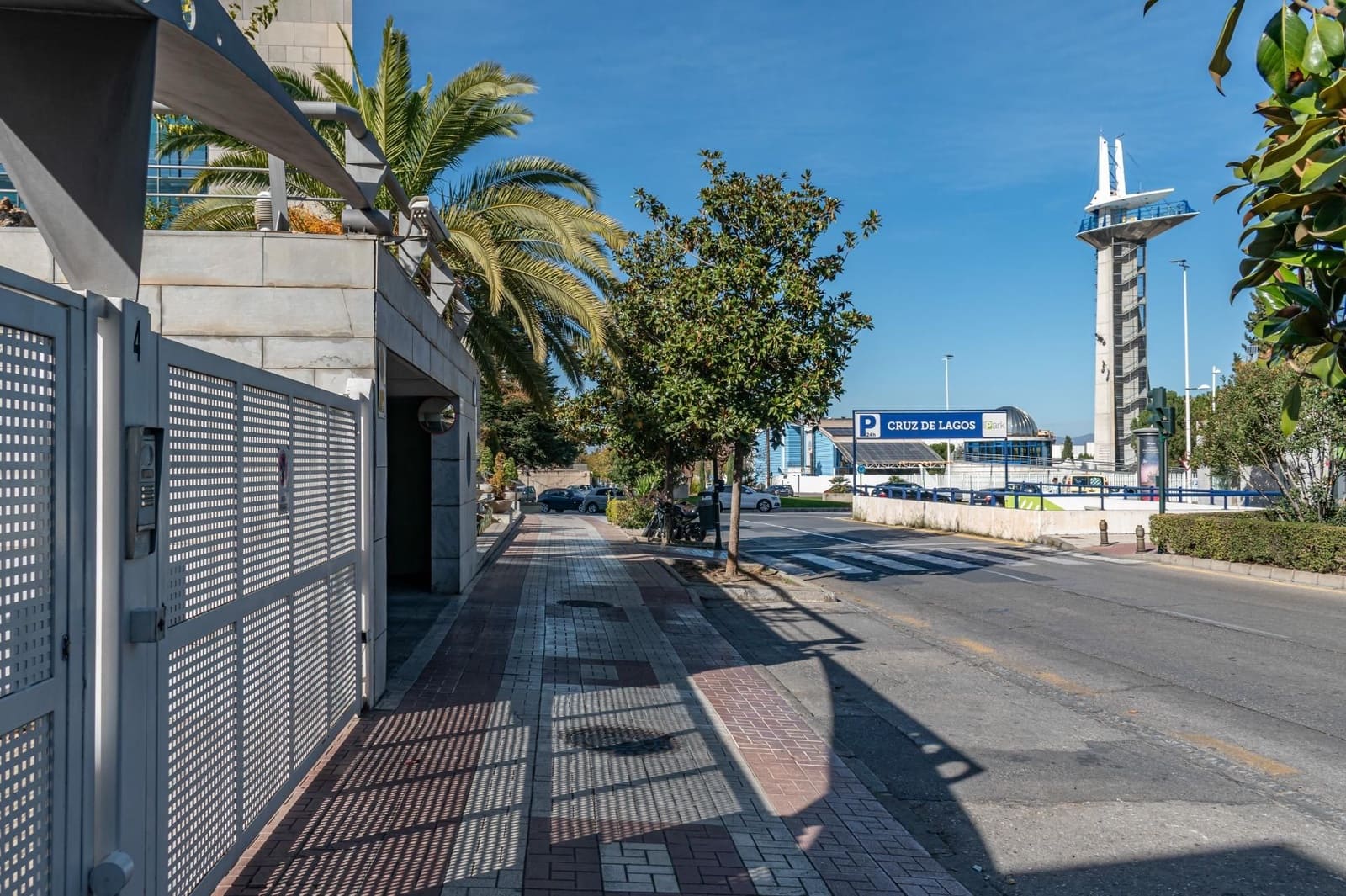 6 soveværelse Villa til salg i Granada by med swimmingpool garage - € 1.050.000 (Ref: 9534327)