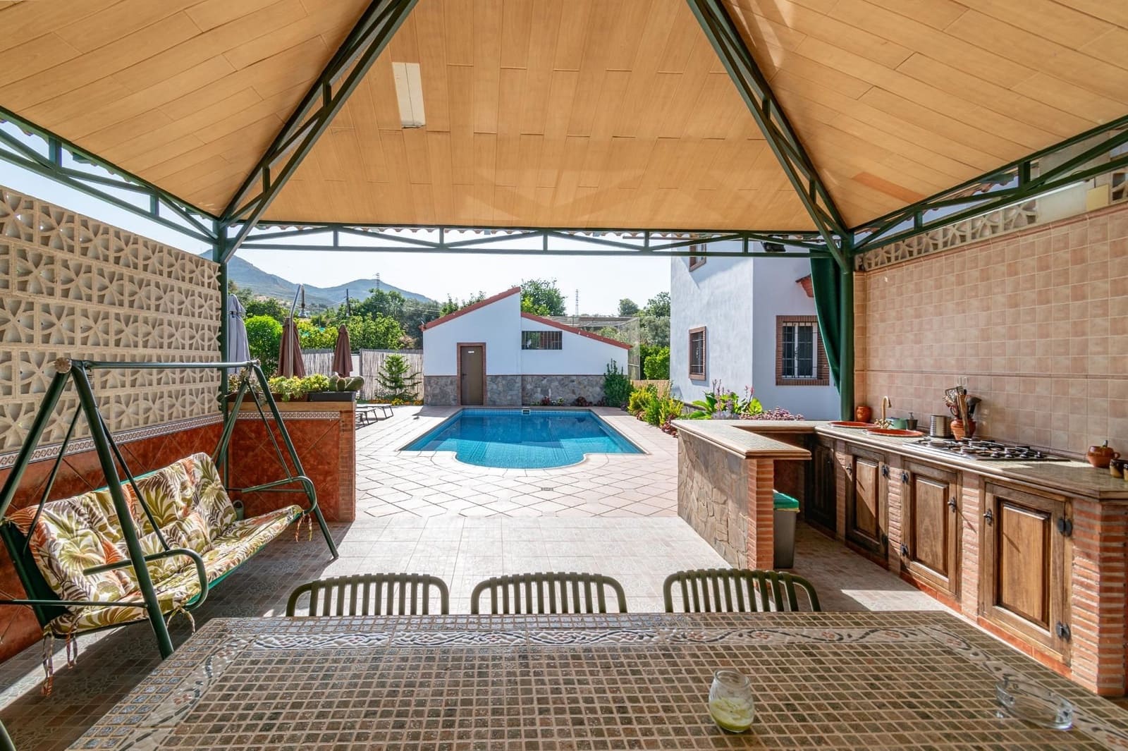 5 soveværelse Finca/Landehus til salg i Orgiva med swimmingpool garage - € 580.000 (Ref: 9534329)